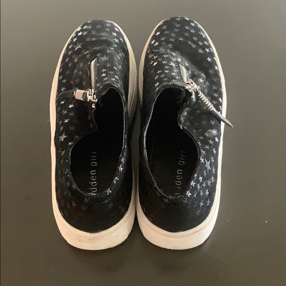 Madden Girl Star Slip On Sneakers - Picture 4 of 6